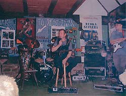  Marek Raduli na scenie 
 Muzyczna Owczarnia, ~ 2000 r. 
